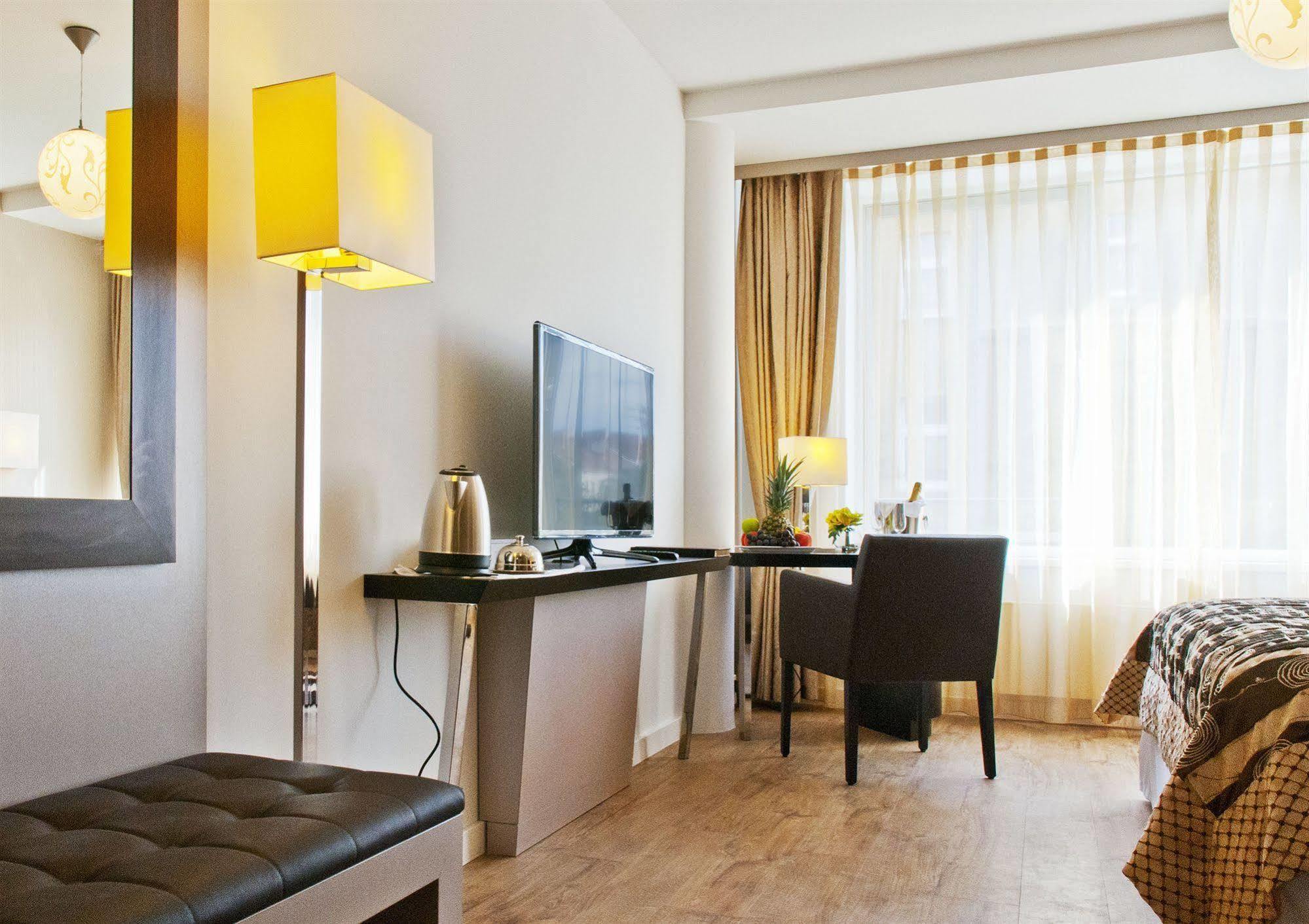 Hotel Vier Jahreszeiten Berlin City Kültér fotó